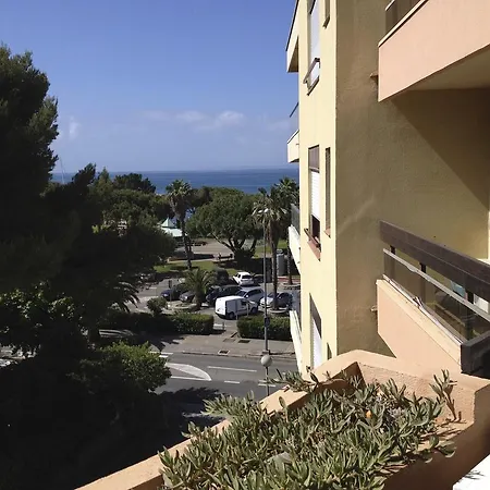 St Raphael Apartman *