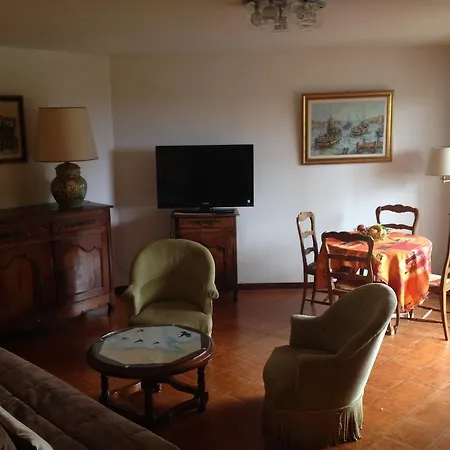 St Raphael Apartman *